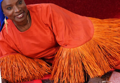 Avec son étoile sur le Walk of Frame : Angélique KIDJO s&rsquo;inscrit dans l&rsquo;histoire de la  musique africaine